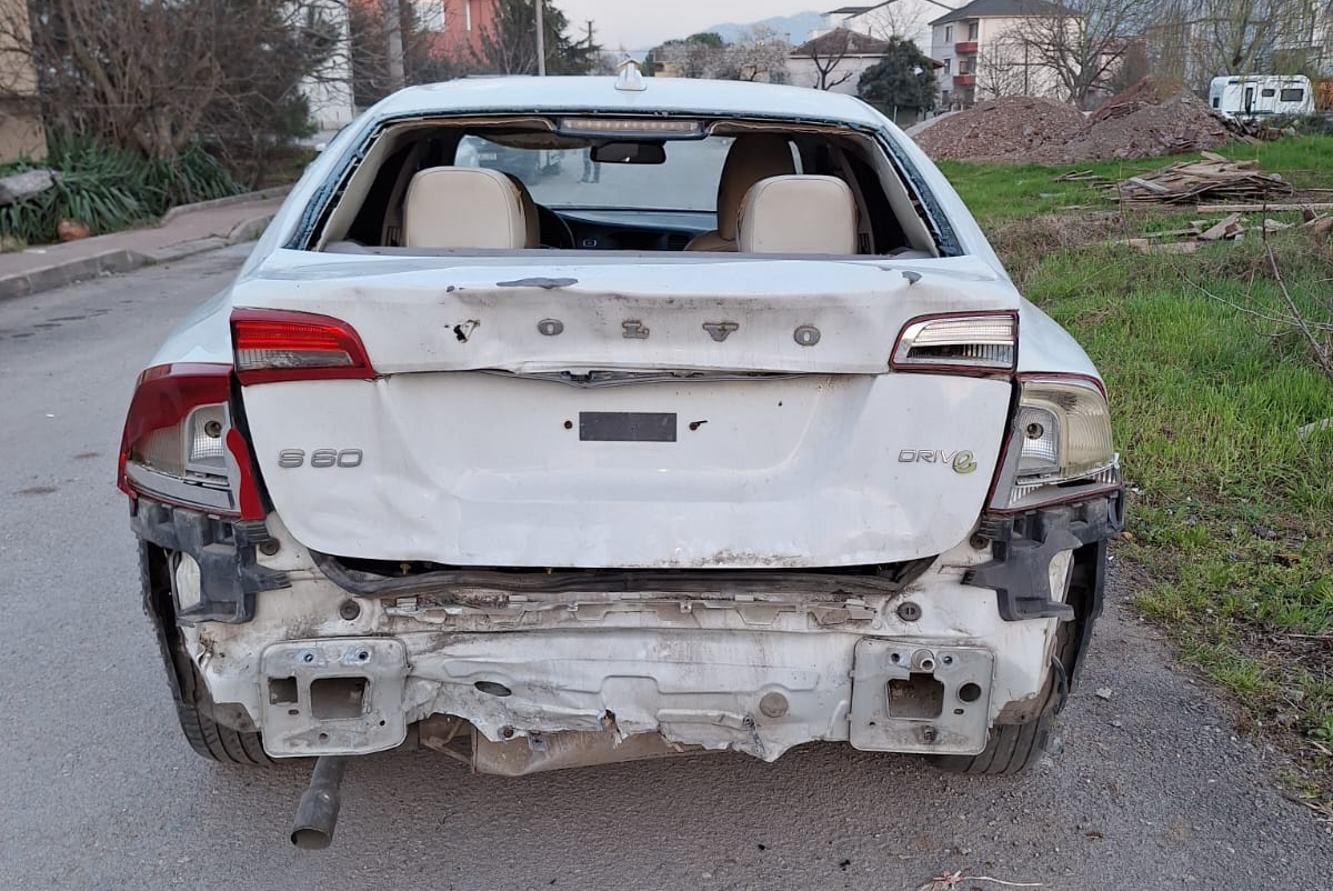 Hasarlı araç alımı
